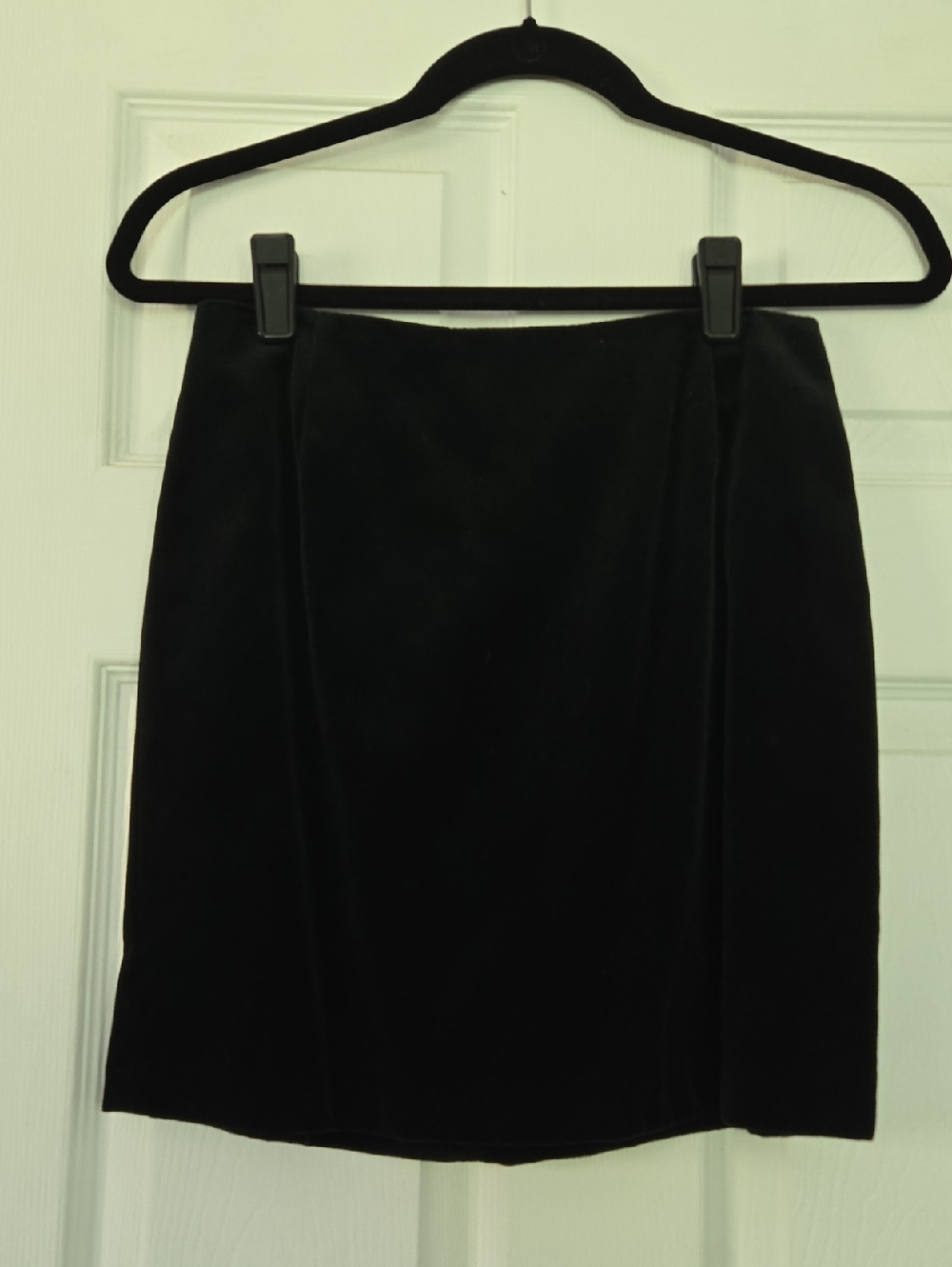 GAP Black Velvet Pencil Skirt